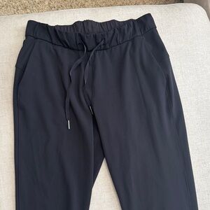 Lululemon Athletica Black ankle straight with Drawstring